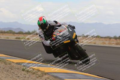 media/Sep-10-2022-SoCal Trackdays (Sat) [[a5bf35bb4a]]/Turn 14 Inside (1245pm)/